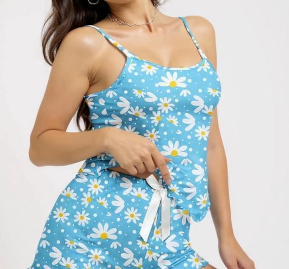 Papatya Baskılı Mavi Askılı Şortlu Pijama Takımı